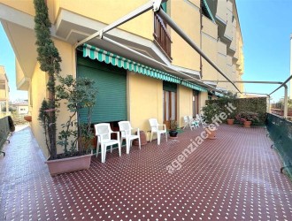 Appartamento in vendita a Marina di Massa
