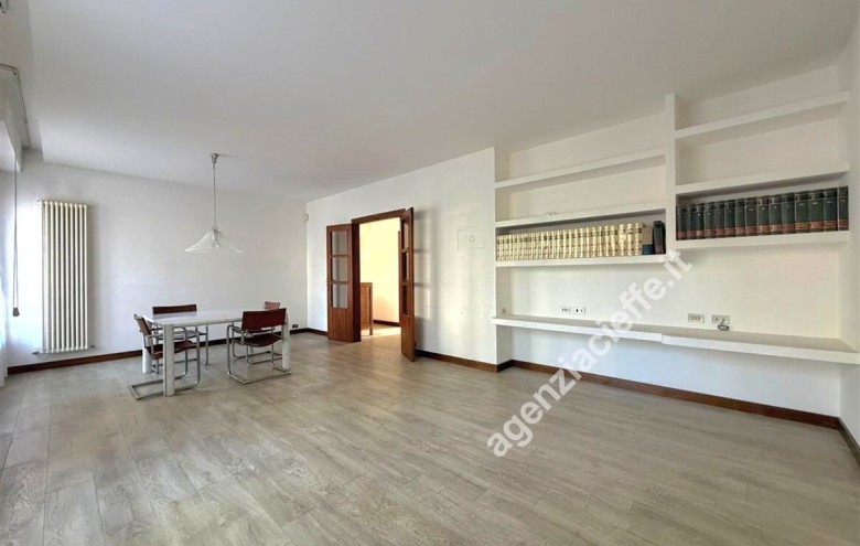 Appartamento in vendita a Massa