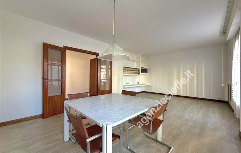 Appartamento in vendita a Massa