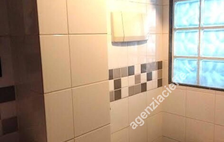 Appartamento in vendita a Massa