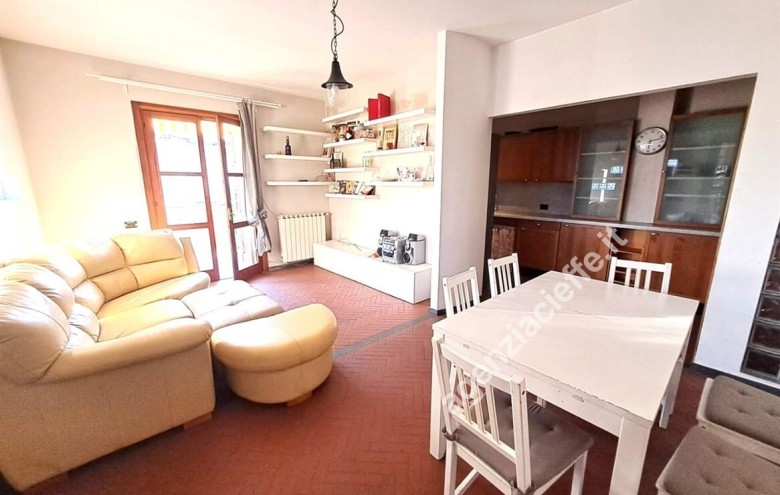 Appartamento in vendita a Massa