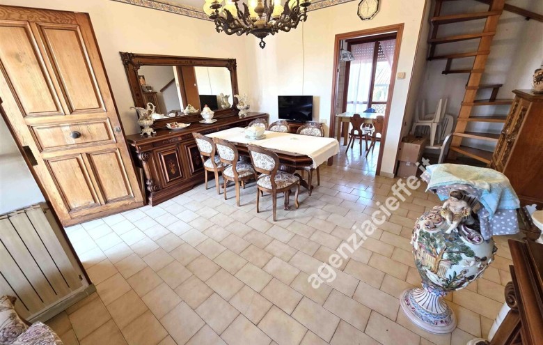 Appartamento in vendita a Massa