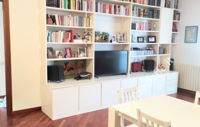 Appartamento in vendita a Massa