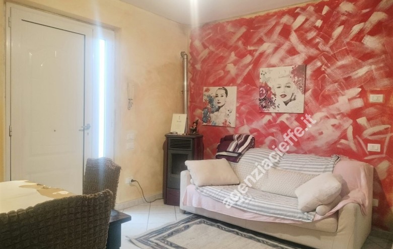 Villetta a schiera in vendita a Massa