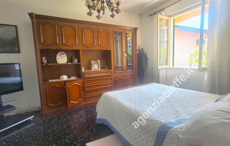 Villa singola in vendita a Massa