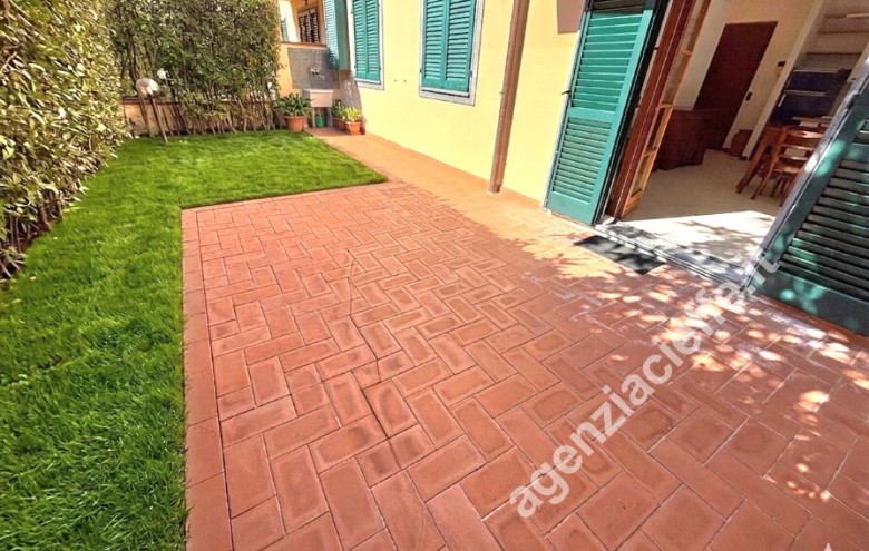 Appartamento in vendita a Massa