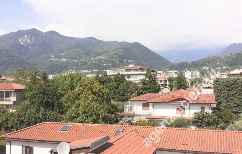 Appartamento in vendita a Massa
