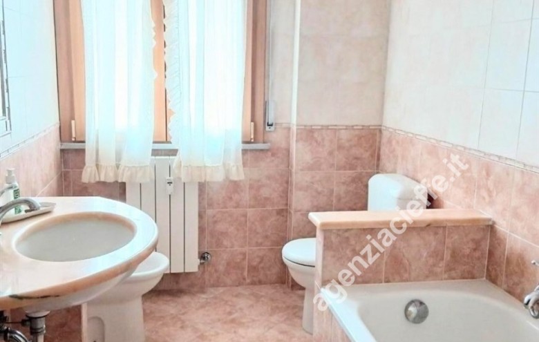 Appartamento in vendita a Massa