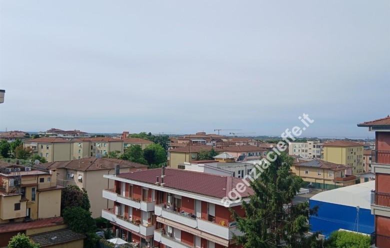 Appartamento in vendita a Massa