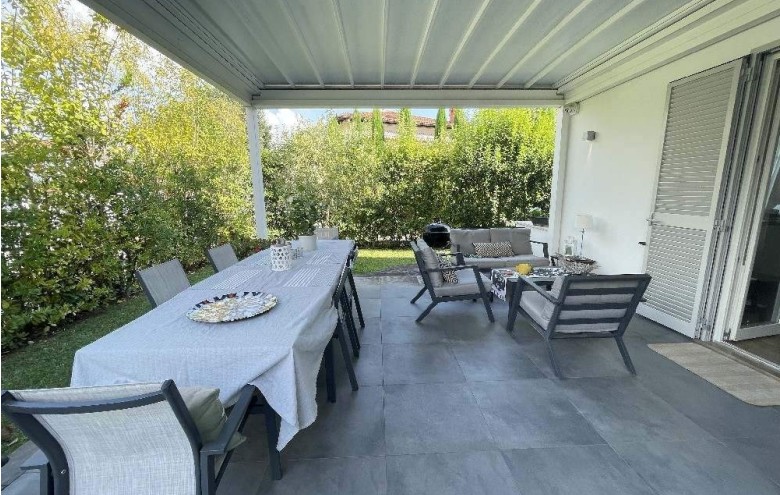 Bifamiliare in vendita a Pietrasanta