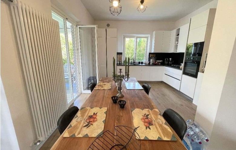 Bifamiliare in vendita a Pietrasanta