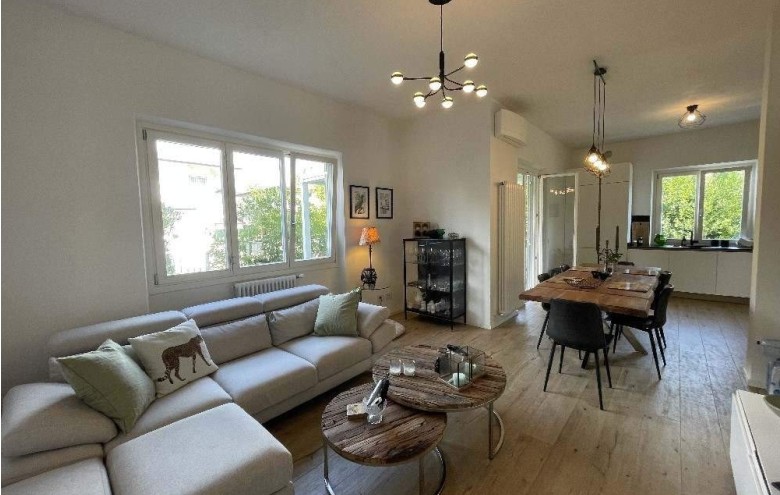 Bifamiliare in vendita a Pietrasanta