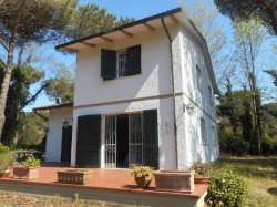 villa-in-affitto-a-ronchi