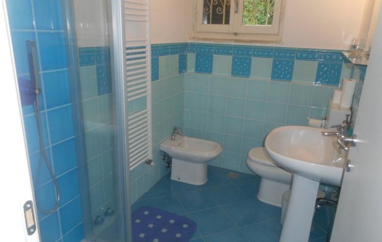 Villa singola in affitto a Massa