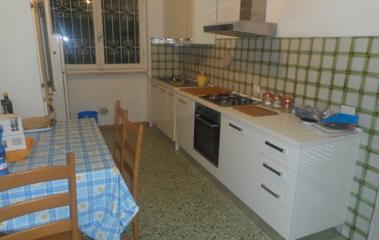 Villa singola in affitto a Massa