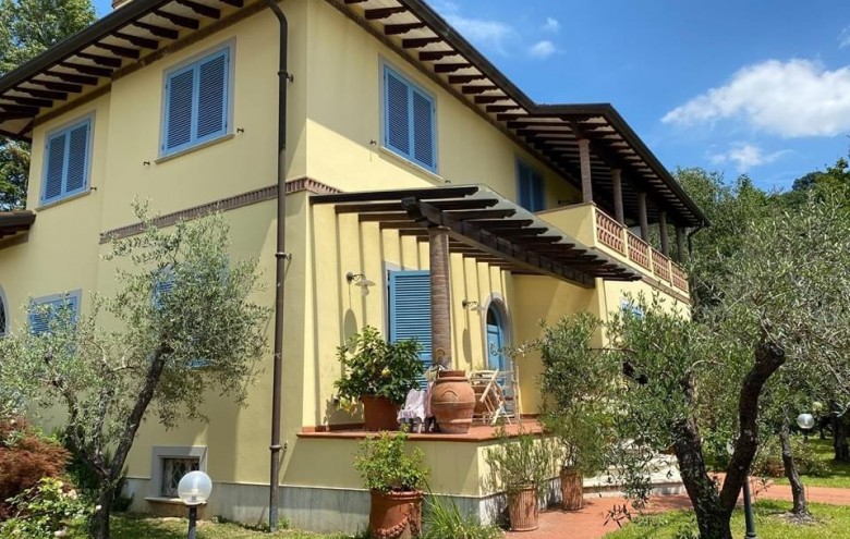 Villa singola in vendita a Pietrasanta