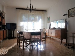 appartamento-per-vacanze-nel-centro-di-marina-di-massa