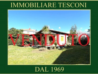 Bifamiliare in vendita a Marina di Pietrasanta