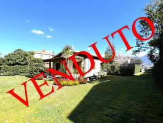 Bifamiliare in vendita a Marina di Pietrasanta