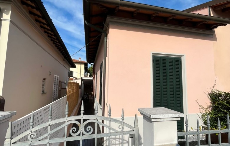 Villetta a schiera in affitto a Pietrasanta