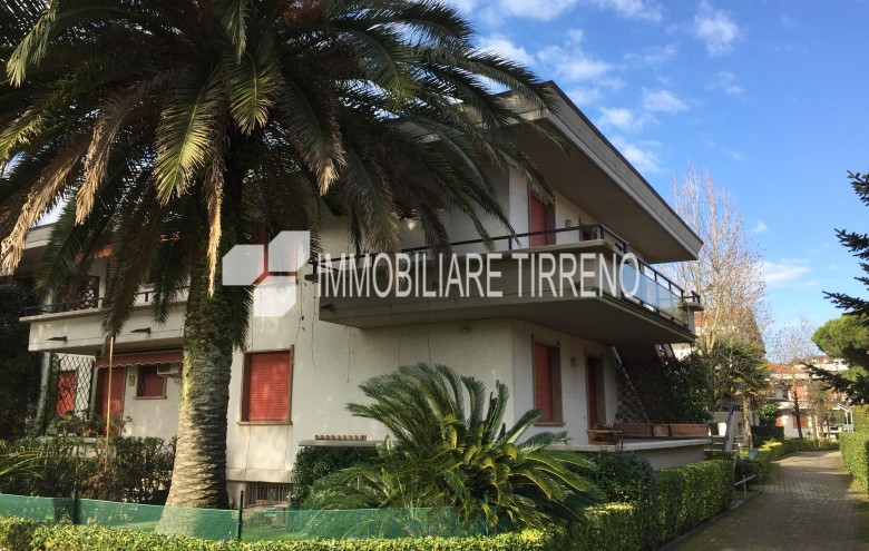 Appartamento in affitto a Massa