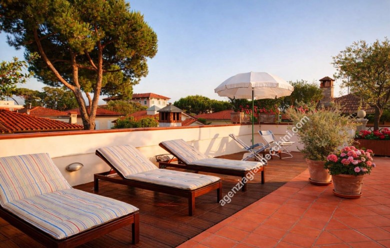 Attico in vendita a Forte dei Marmi