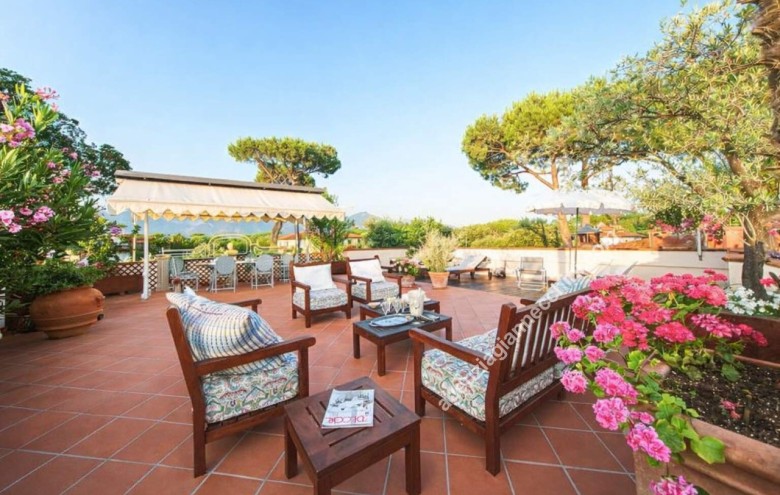 Attico in vendita a Forte dei Marmi