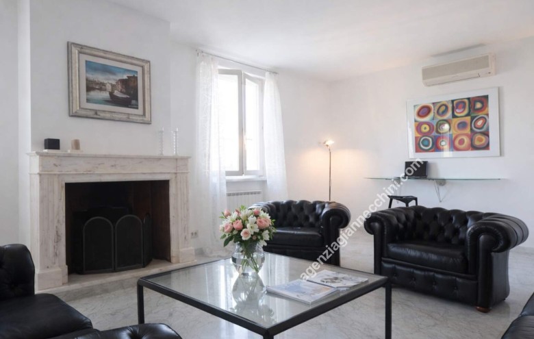 Attico in vendita a Forte dei Marmi