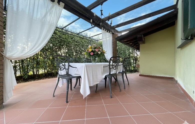 Villa singola in vendita a Pietrasanta