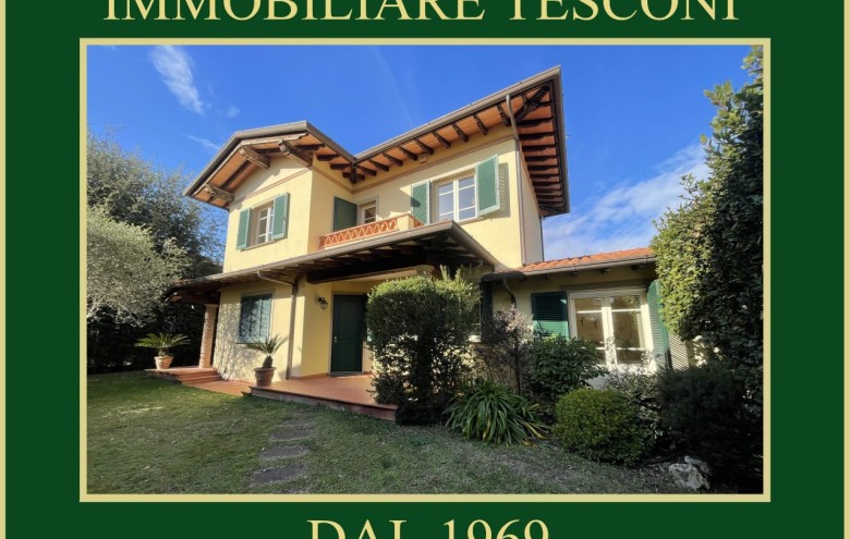 Villa singola in vendita a Pietrasanta