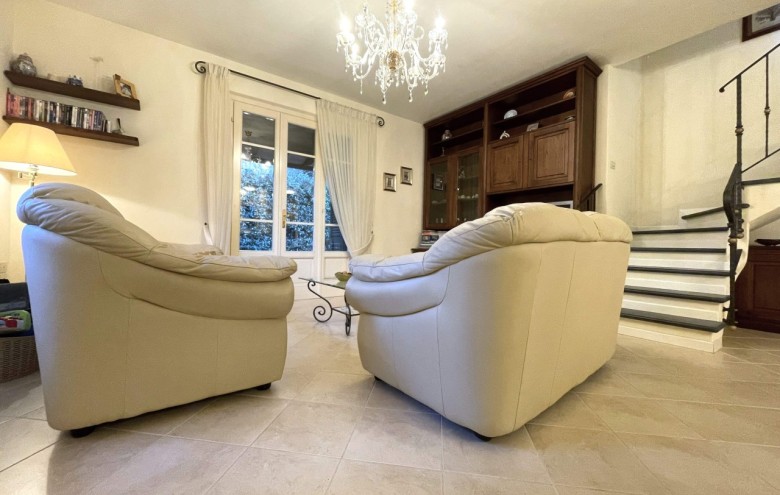 Villa singola in vendita a Pietrasanta