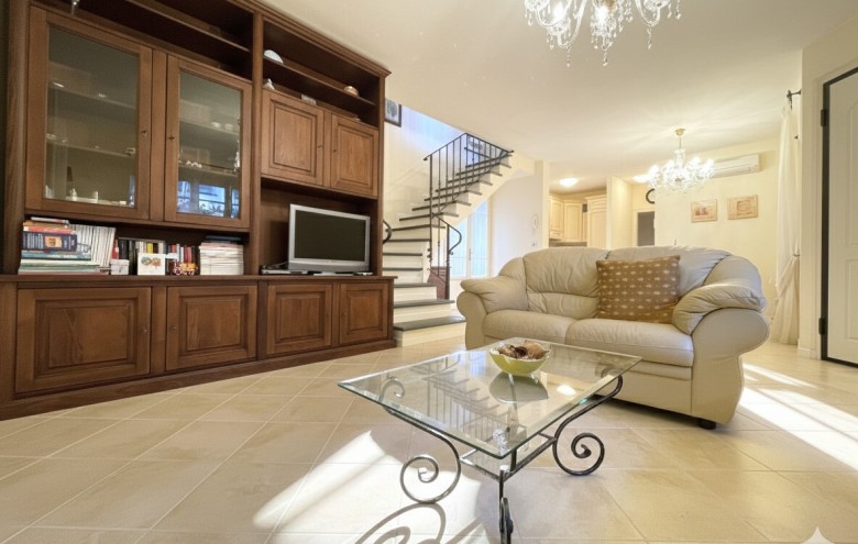 Villa singola in vendita a Pietrasanta