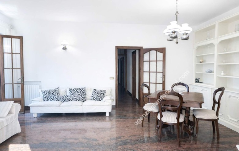 Villa singola in vendita a Forte dei Marmi