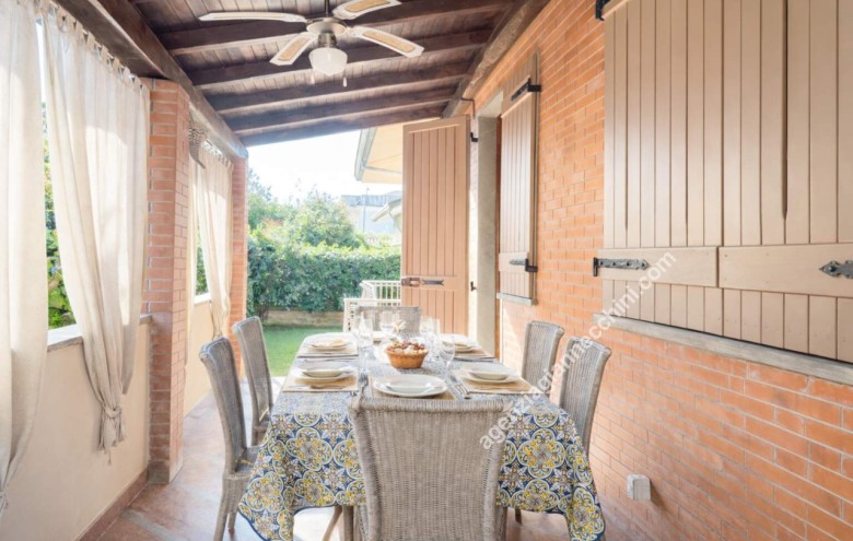 Villa singola in vendita a Forte dei Marmi