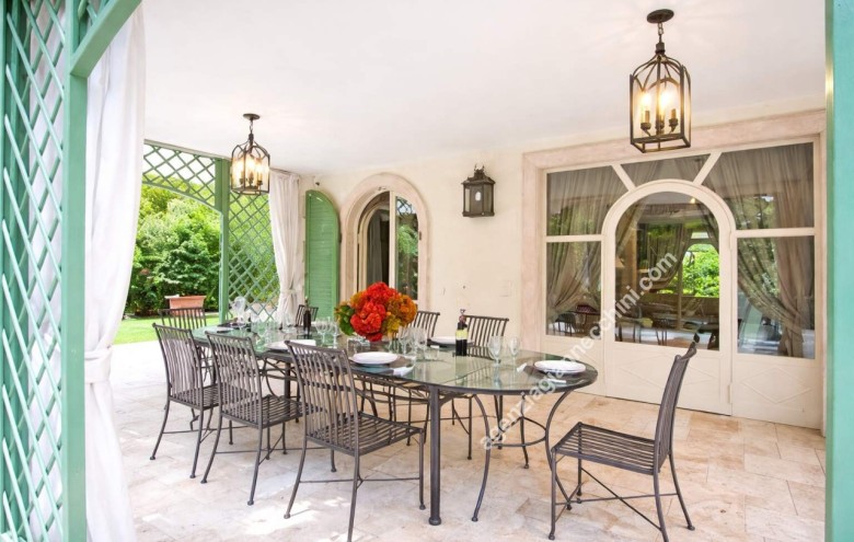 Villa singola in vendita a Forte dei Marmi