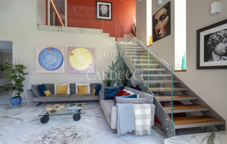 Villa singola in affitto a Pietrasanta