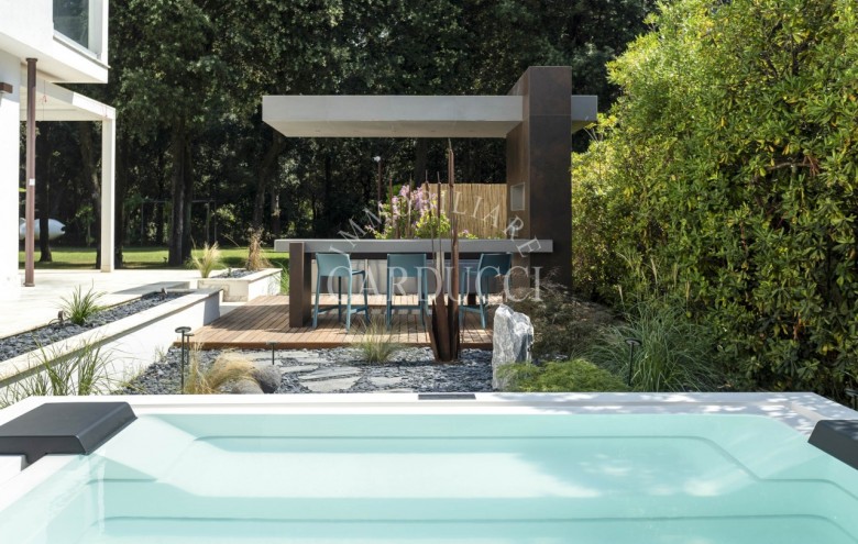 Villa singola in affitto a Pietrasanta