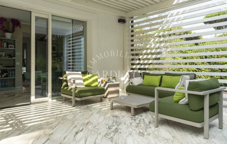 Villa singola in affitto a Pietrasanta