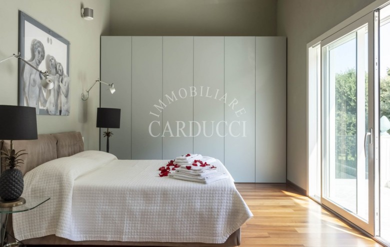 Villa singola in affitto a Pietrasanta