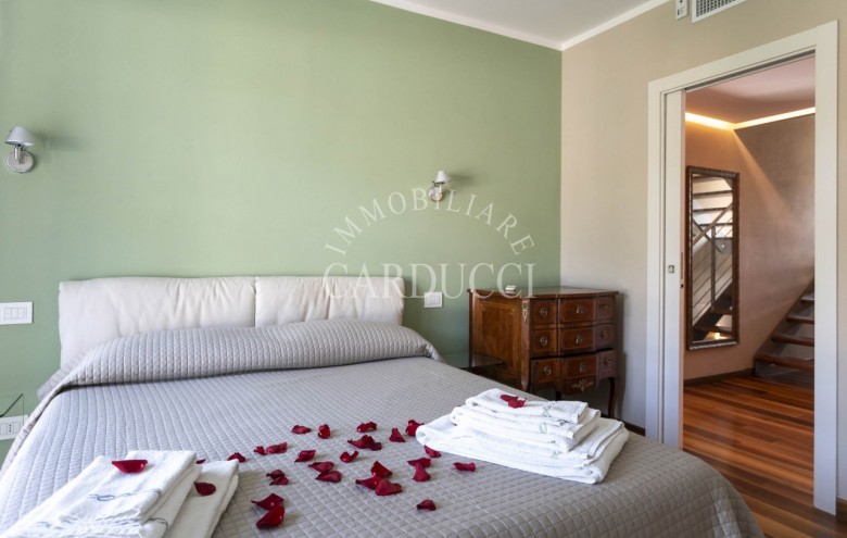 Villa singola in affitto a Pietrasanta