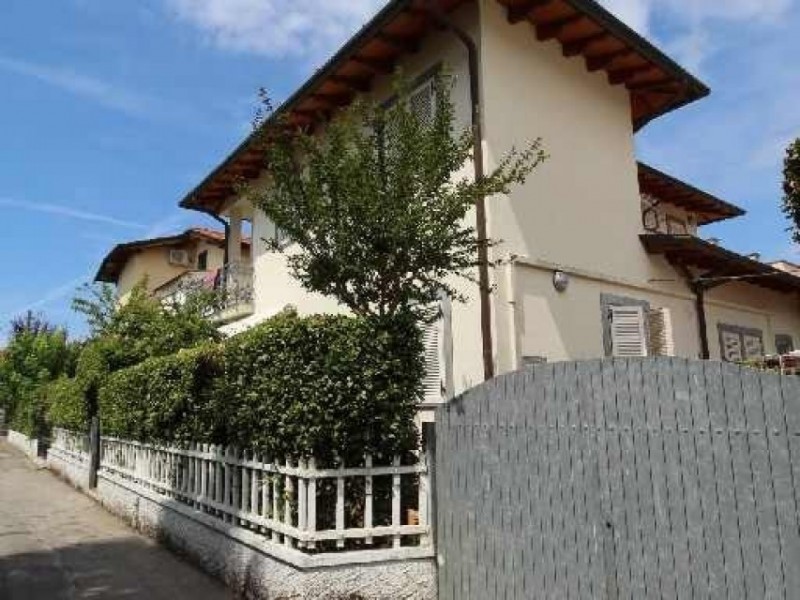 Porzione di casa in vendita a Pietrasanta