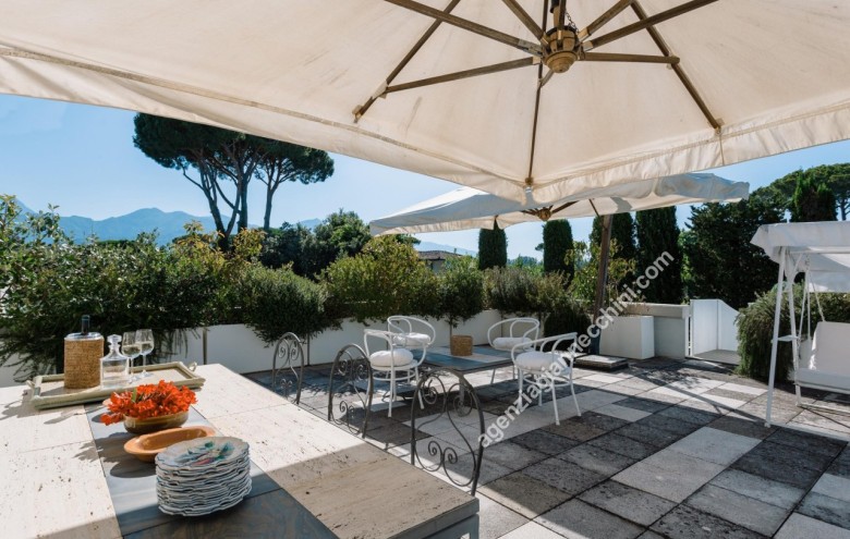 Villa singola in vendita a Forte dei Marmi