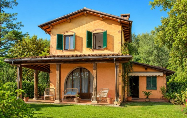 Villa singola in vendita a Pietrasanta