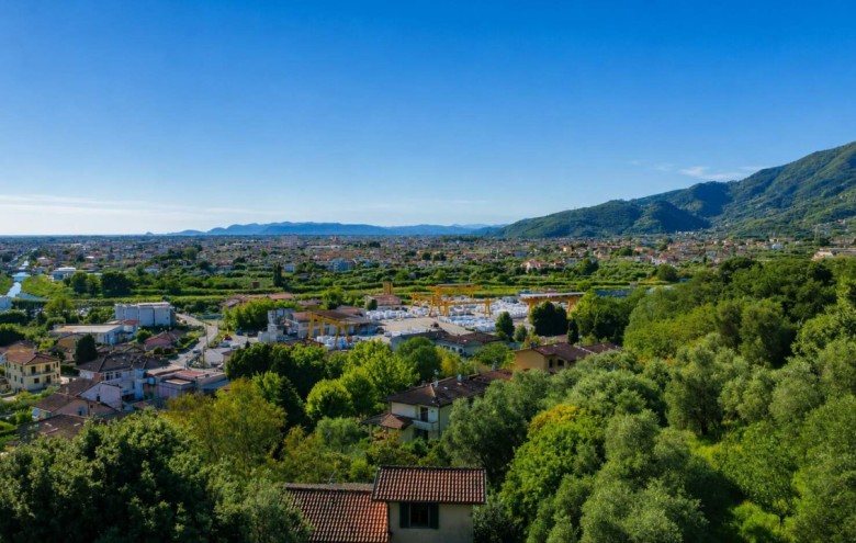 Villa singola in vendita a Pietrasanta