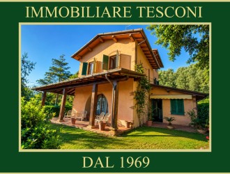 Villa singola in vendita a Pietrasanta