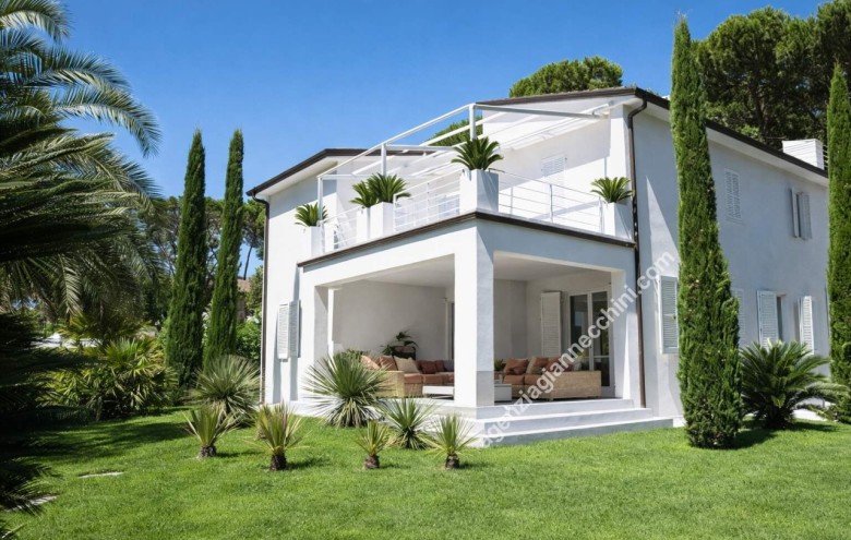 Villa singola in vendita a Forte dei Marmi