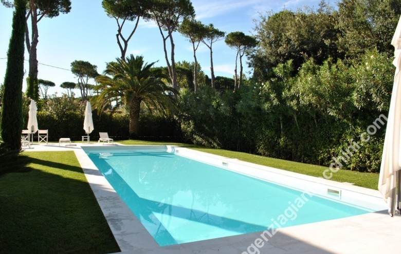 Villa singola in vendita a Forte dei Marmi