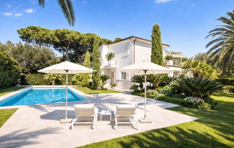 Villa singola in vendita a Forte dei Marmi
