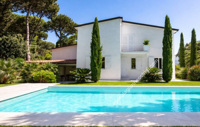 Villa singola in vendita a Forte dei Marmi