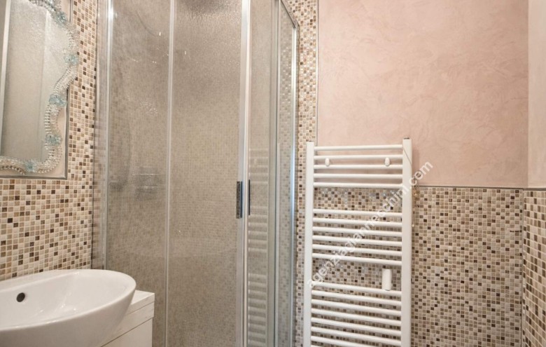 Bifamiliare in vendita a Pietrasanta